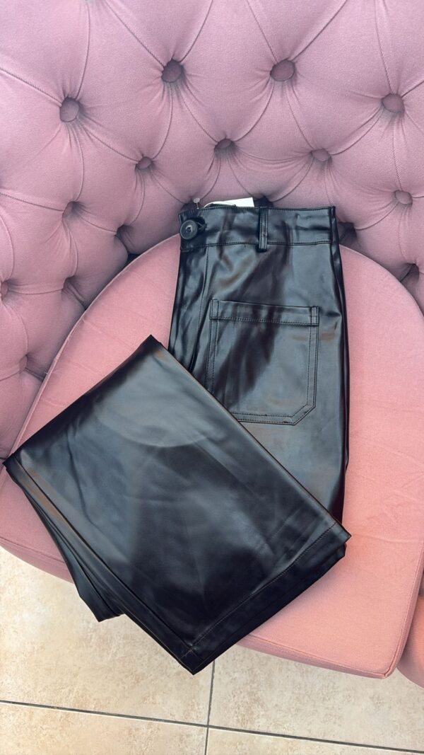 PANTALÓN SIMIL CUERO